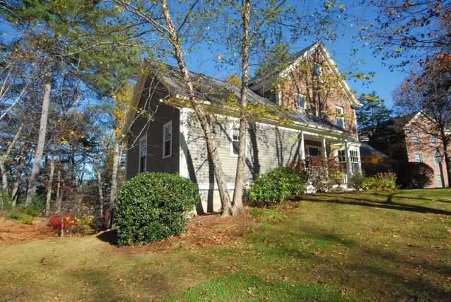 96 Forest Ridge Rd 96, Concord, MA 01742