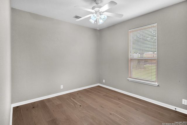 306 BIRKDALE DR, Cibolo, TX 78108