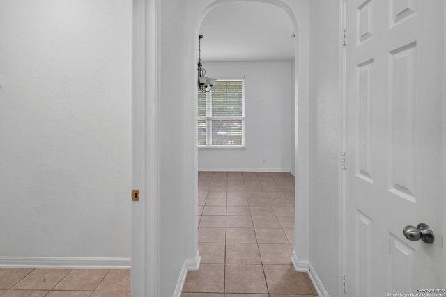 306 BIRKDALE DR, Cibolo, TX 78108