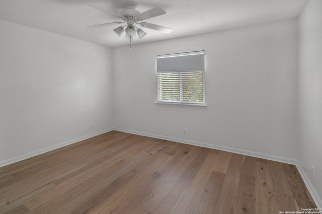 306 BIRKDALE DR, Cibolo, TX 78108