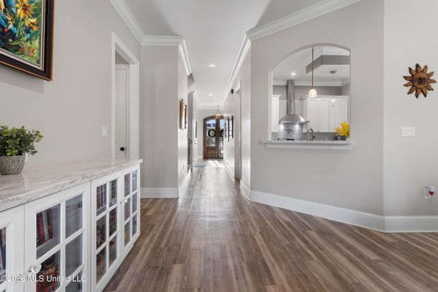3912 Acadian Village Drive, Ocean Springs, MS 39564