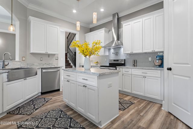 3912 Acadian Village Drive, Ocean Springs, MS 39564