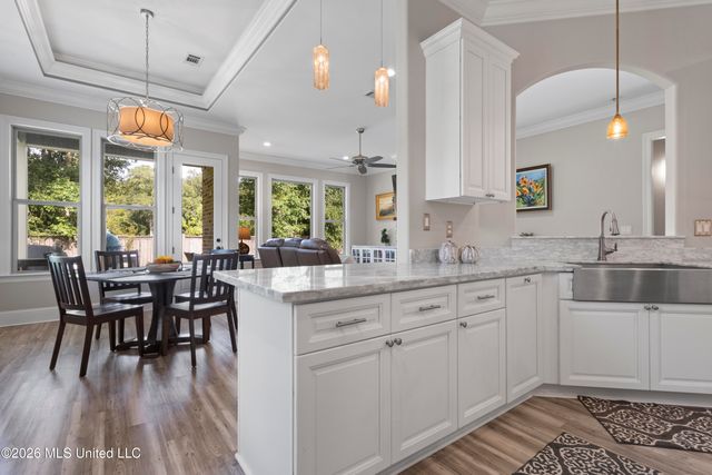 3912 Acadian Village Drive, Ocean Springs, MS 39564
