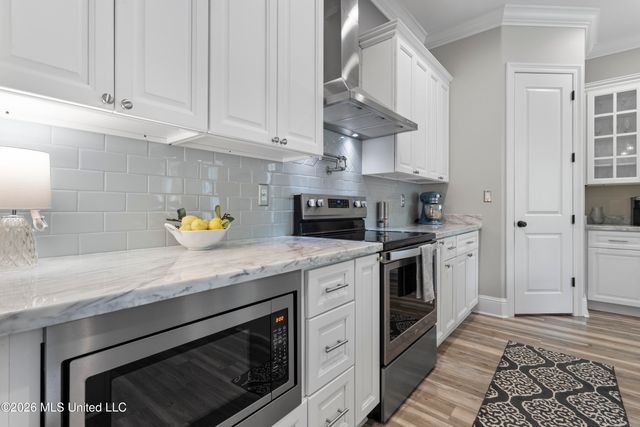 3912 Acadian Village Drive, Ocean Springs, MS 39564