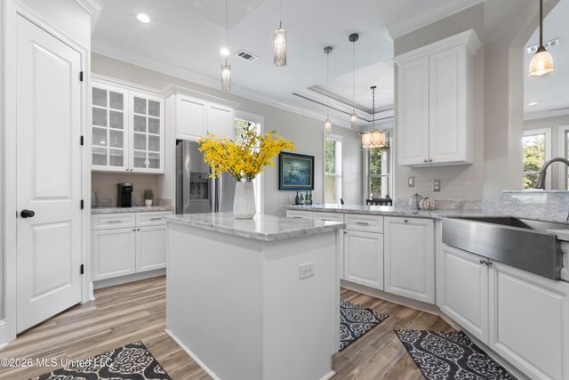 3912 Acadian Village Drive, Ocean Springs, MS 39564