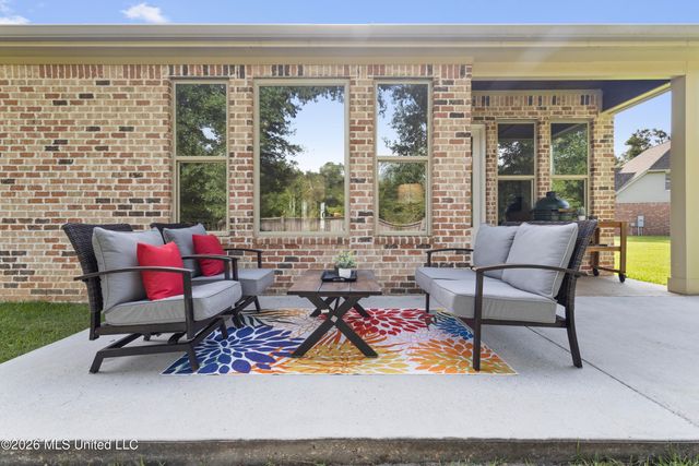 3912 Acadian Village Drive, Ocean Springs, MS 39564