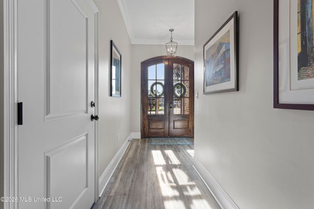 3912 Acadian Village Drive, Ocean Springs, MS 39564