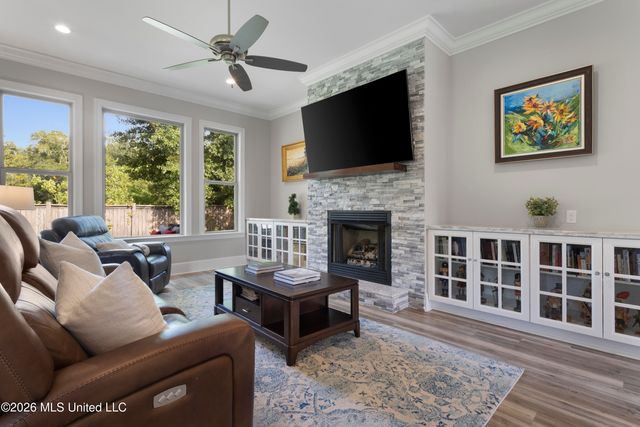 3912 Acadian Village Drive, Ocean Springs, MS 39564