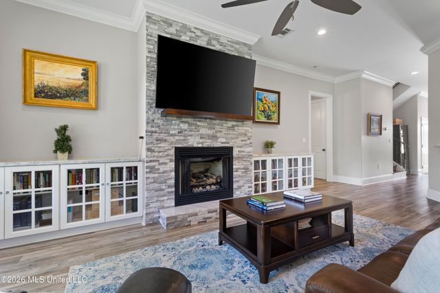 3912 Acadian Village Drive, Ocean Springs, MS 39564