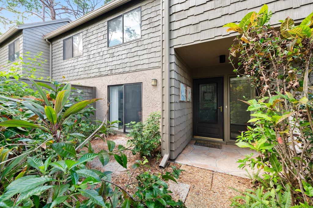 1704 PELICAN COVE ROAD T138, Sarasota, FL 34231