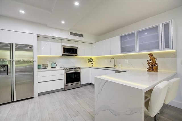 101 Crandon Blvd 276, Key Biscayne, FL 33149