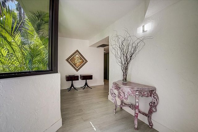 101 Crandon Blvd 276, Key Biscayne, FL 33149