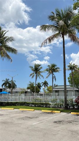 469 NE 207th Lane 101, Miami, FL 33179