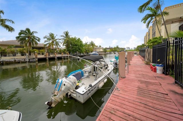 2903 N Miami Beach Blvd 707, North Miami Beach, FL 33160