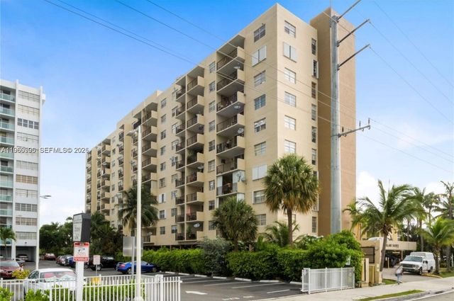 2903 N Miami Beach Blvd 707, North Miami Beach, FL 33160