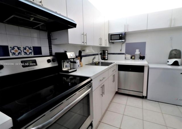 2903 N Miami Beach Blvd 707, North Miami Beach, FL 33160