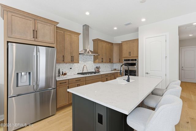 261 OAKMOSS Drive, St. Johns, FL 32259