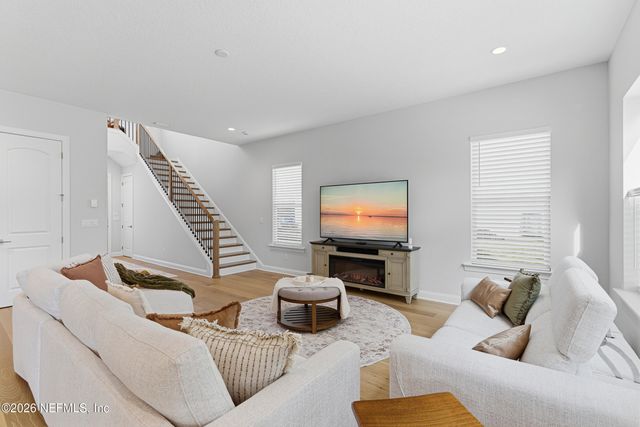 261 OAKMOSS Drive, St. Johns, FL 32259