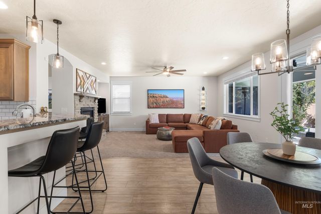 1956 N World Cup Way, Eagle, ID 83616