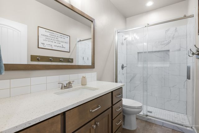 1956 N World Cup Way, Eagle, ID 83616