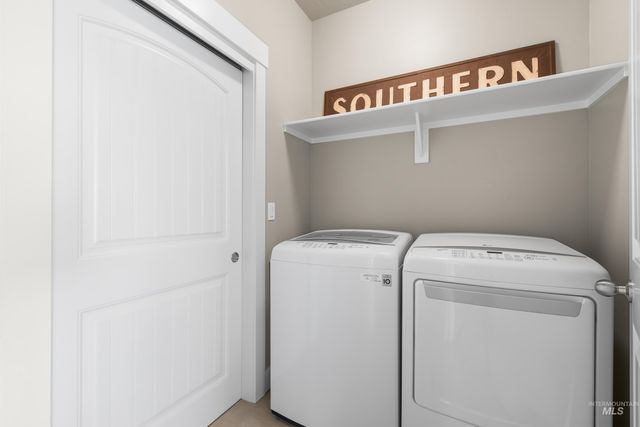 1956 N World Cup Way, Eagle, ID 83616