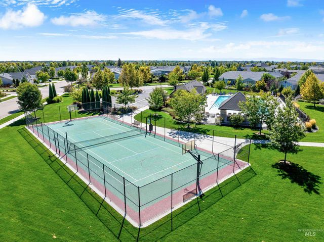 1956 N World Cup Way, Eagle, ID 83616