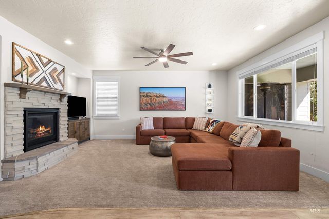 1956 N World Cup Way, Eagle, ID 83616