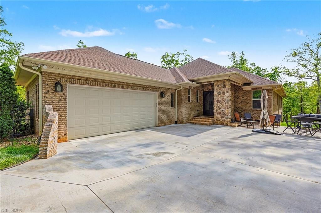 1629 Healing Springs Drive, Denton, NC 27239