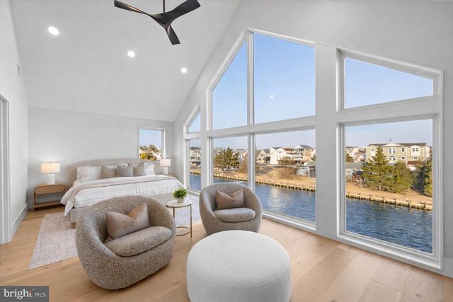 318 YORK RD, South Bethany, DE 19930