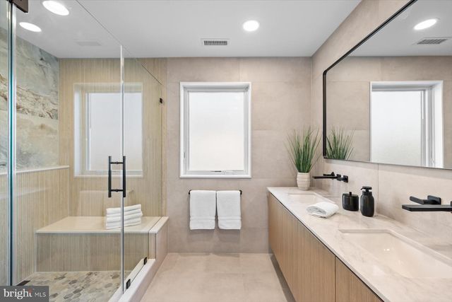 318 YORK RD, South Bethany, DE 19930