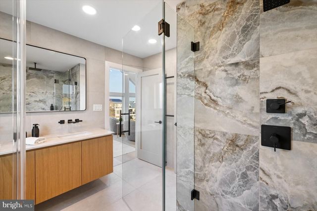 318 YORK RD, South Bethany, DE 19930