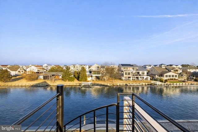 318 YORK RD, South Bethany, DE 19930