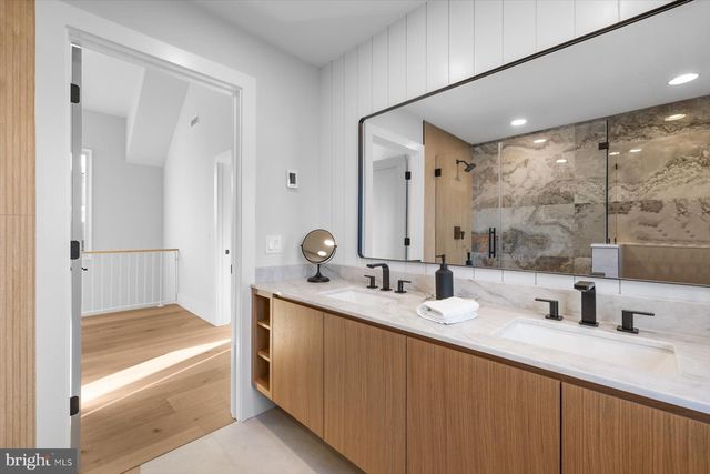 318 YORK RD, South Bethany, DE 19930