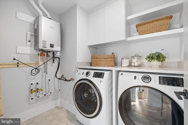 318 YORK RD, South Bethany, DE 19930