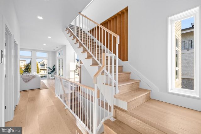 318 YORK RD, South Bethany, DE 19930