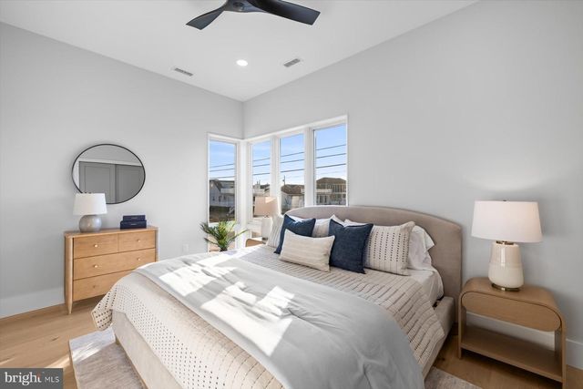 318 YORK RD, South Bethany, DE 19930