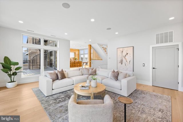 318 YORK RD, South Bethany, DE 19930