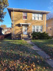 1529 North Avenue 2, Waukegan, IL 60085