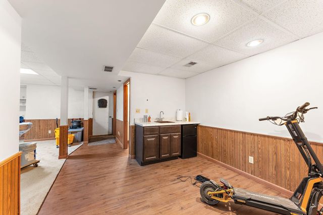 602 Brunswick Court, Valparaiso, IN 46383