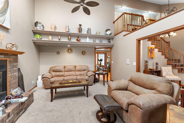 602 Brunswick Court, Valparaiso, IN 46383