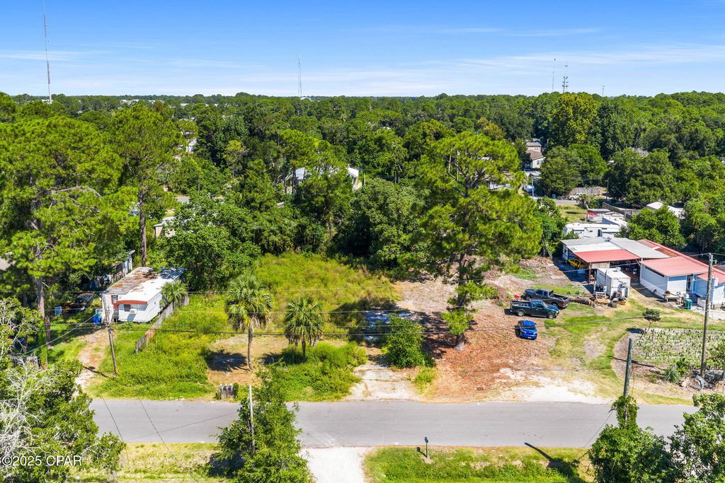 Image 5 of property listing at 8422 Terrell Street, Panama City Beach, FL 32408