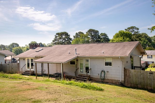 523 Cone Drive, Fort Oglethorpe, GA 30742