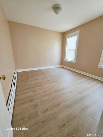 124 Southview Street 1, Waterbury, CT 06706