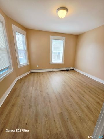 124 Southview Street 1, Waterbury, CT 06706