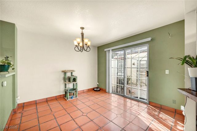 7963 Cina Avenue, Las Vegas, NV 89147