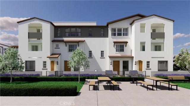 5871 Maplewood Lane 4, Simi Valley, CA 93063