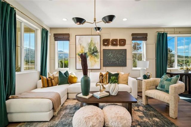 5871 Maplewood Lane 4, Simi Valley, CA 93063