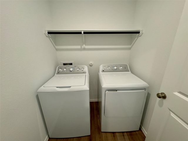 2221 Cumulus CT, Lockhart, TX 78644