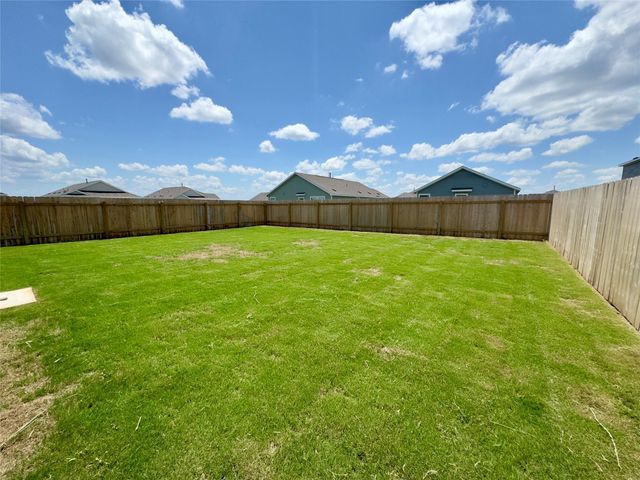 2221 Cumulus CT, Lockhart, TX 78644
