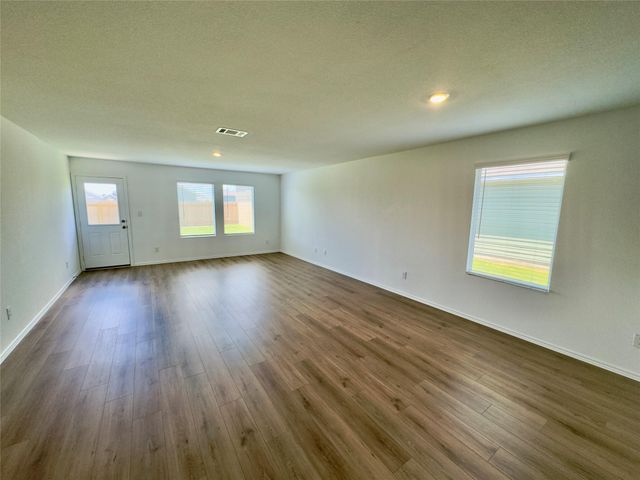 2221 Cumulus CT, Lockhart, TX 78644